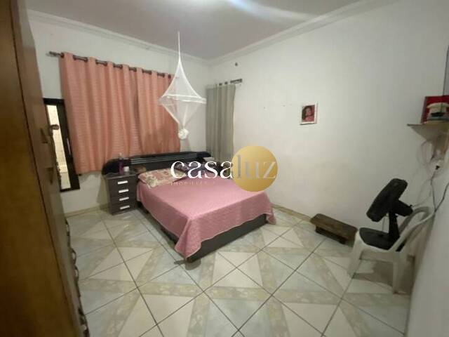 Casa para Venda em Ibirité - 4