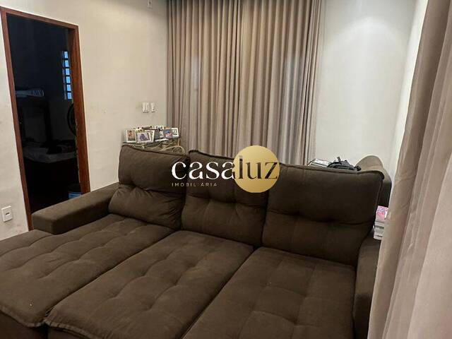 Casa para Venda em Sarzedo - 3