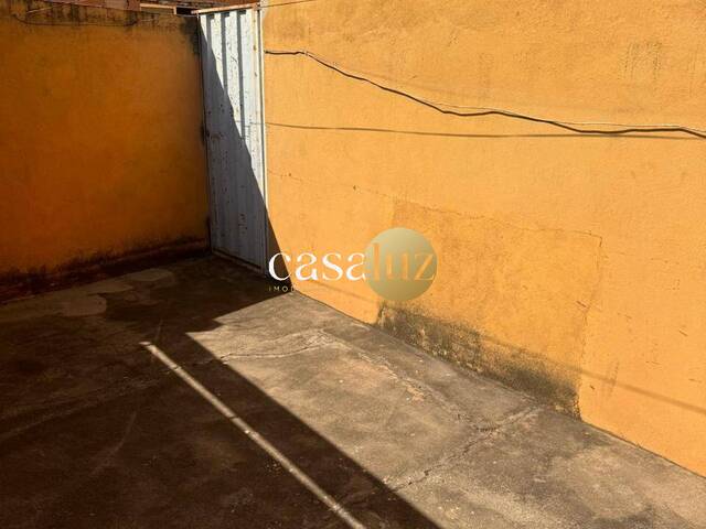 Casa para Venda em Sarzedo - 3