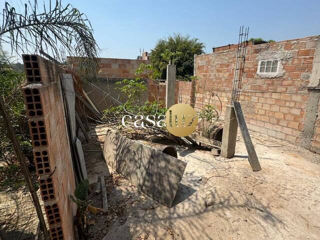Casa para Venda em Ibirité - 5