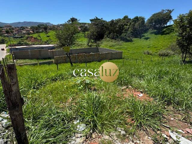 Terreno para Venda em Sarzedo - 5