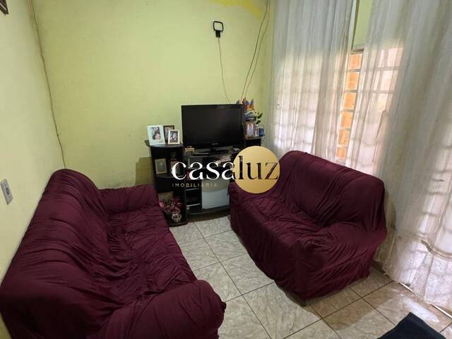 Casa para Venda em Sarzedo - 3