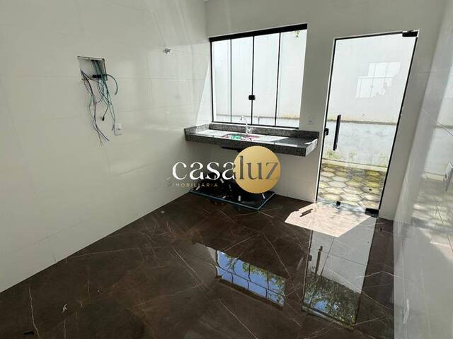 Casa para Venda em Sarzedo - 5