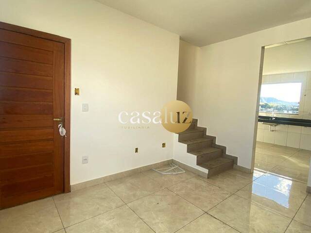 #CO0030 - Cobertura para Venda em Sarzedo - MG