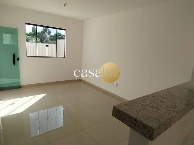 #CA0303 - Casa para Venda em Mário Campos - MG