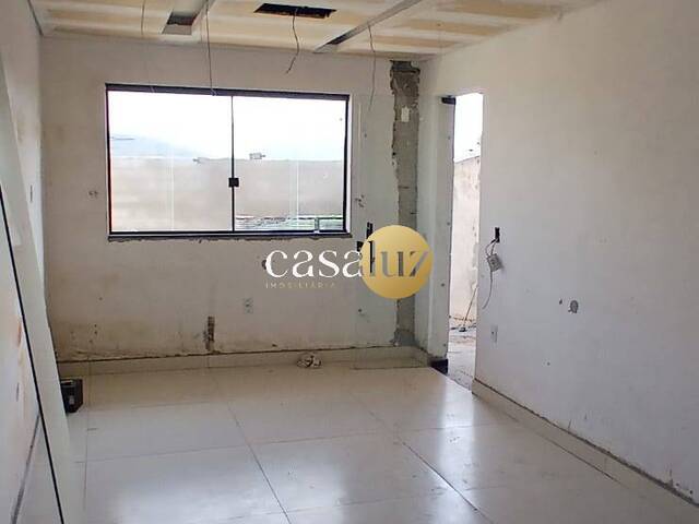 Casa para Venda em Sarzedo - 5