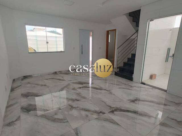 #CA0331 - Casa para Venda em Sarzedo - MG