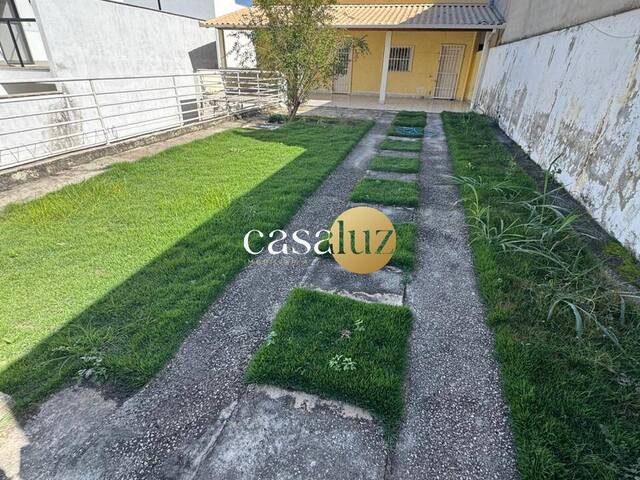 #CA0332 - Casa para Venda em Sarzedo - MG