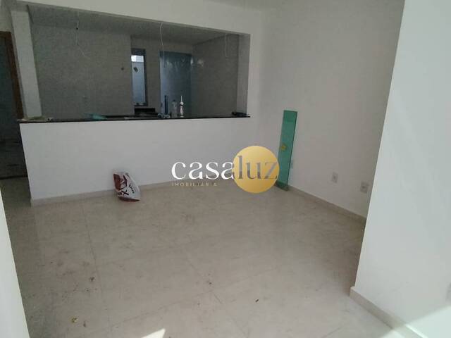 Casa para Venda em Sarzedo - 3