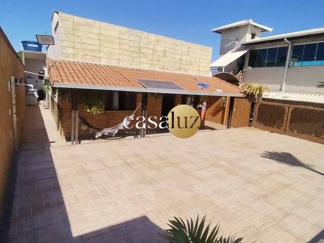 #CA0334 - Casa para Venda em Sarzedo - MG