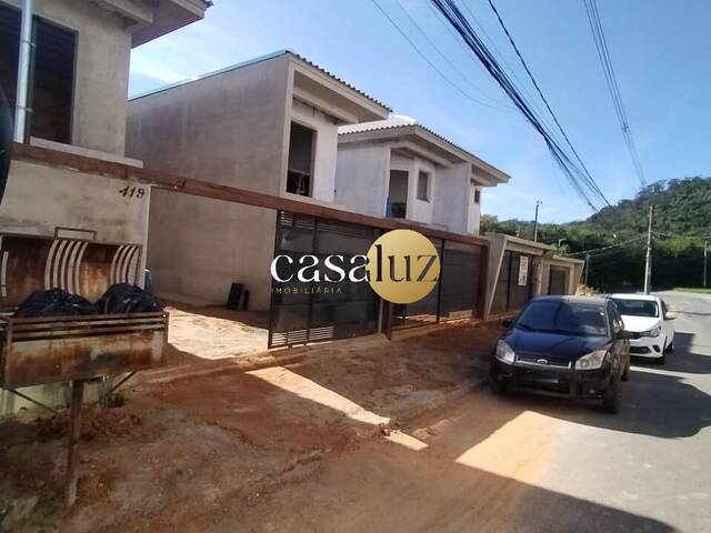 #CA0336 - Casa para Venda em Sarzedo - MG