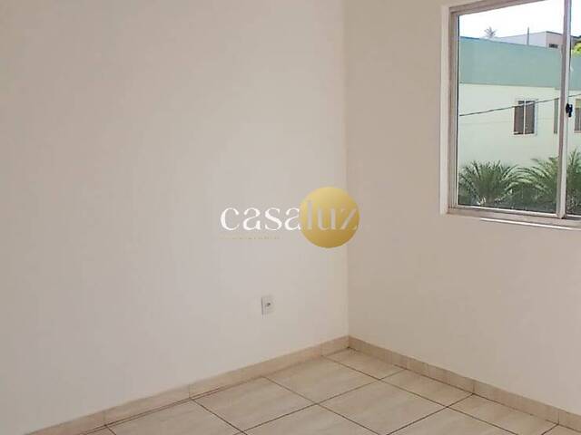 Apartamento para Venda em Sarzedo - 4