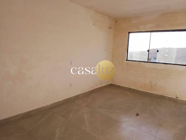 Casa para Venda em Sarzedo - 5