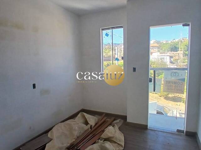 Casa para Venda em Ibirité - 5