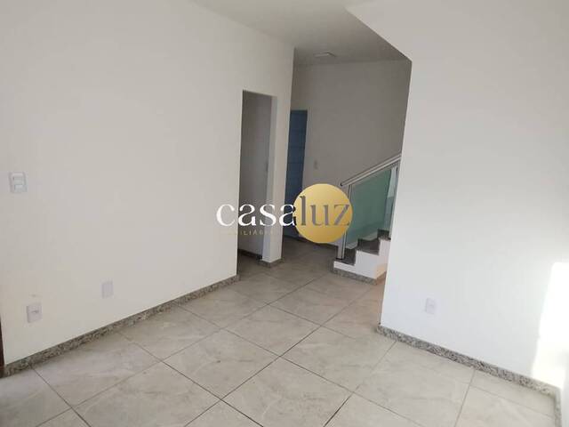 #CA0385 - Casa para Venda em Sarzedo - MG