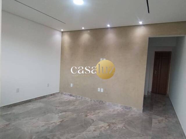 #CA0352 - Casa para Venda em Sarzedo - MG