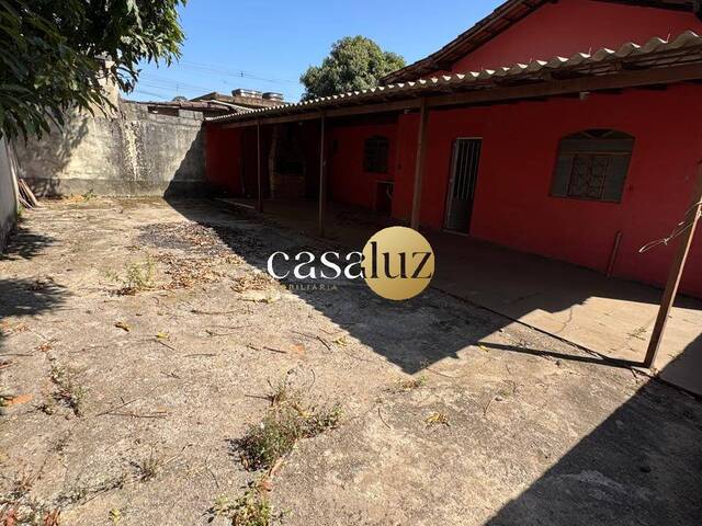 #CA0391 - Casa para Venda em Sarzedo - MG