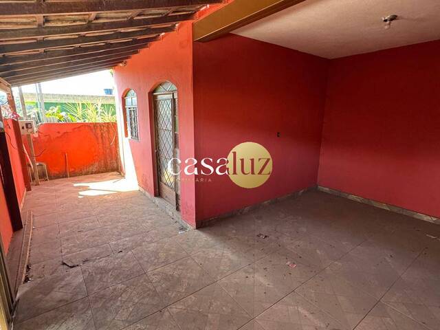 #CA0391 - Casa para Venda em Sarzedo - MG