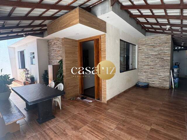 #CA0392 - Casa para Venda em Sarzedo - MG