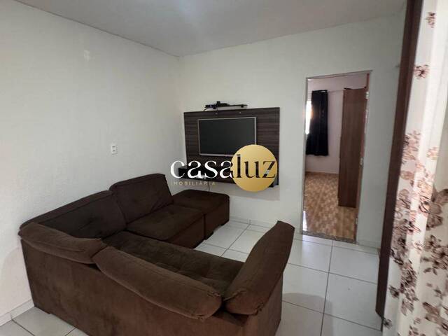 #CA0407 - Casa para Venda em Sarzedo - MG