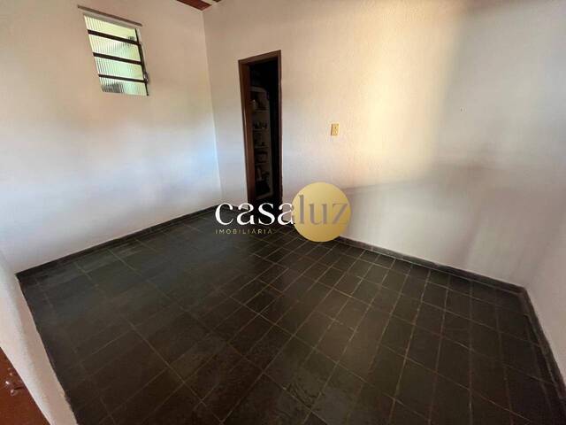 #CA0412 - Casa para Venda em Sarzedo - MG