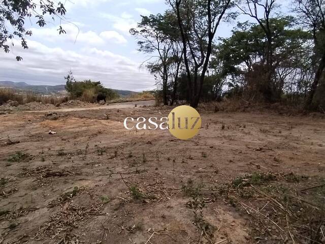 Terreno para Venda em Sarzedo - 5