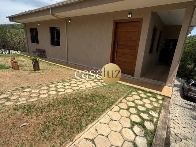 #CA0444 - Casa para Venda em Sarzedo - MG