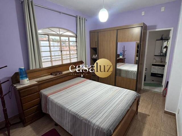 Casa para Venda em Ibirité - 4