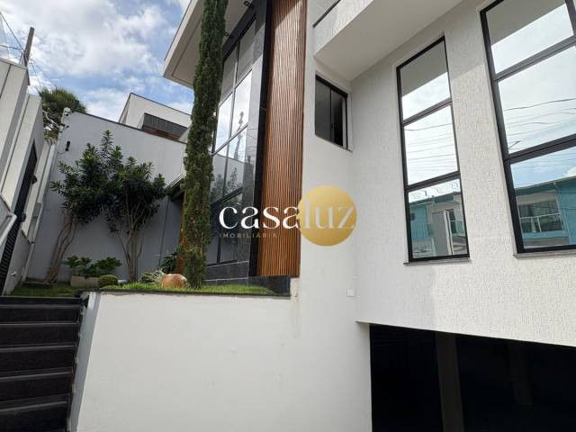 #CA0457 - Casa para Venda em Sarzedo - MG