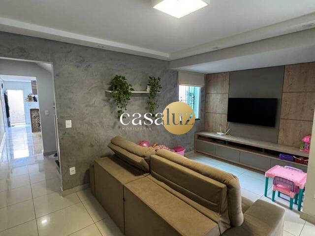 #CA0490 - Casa para Venda em Sarzedo - MG