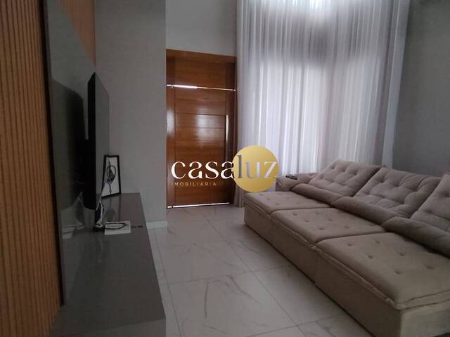 #CA0496 - Casa para Venda em Sarzedo - MG