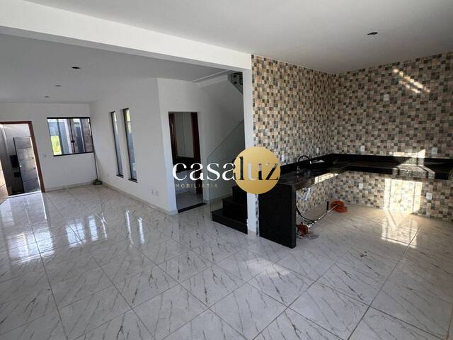#CA0502 - Casa para Venda em Sarzedo - MG