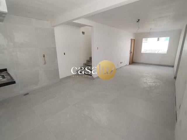 Cobertura para Venda em Sarzedo - 2