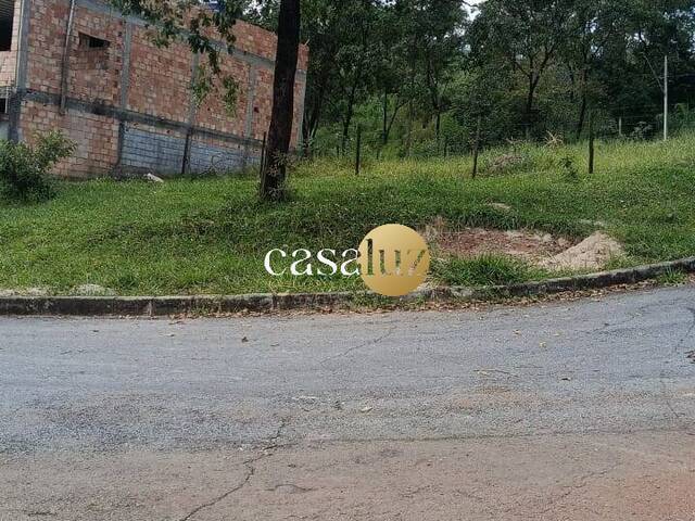 Terreno para Venda em Sarzedo - 4