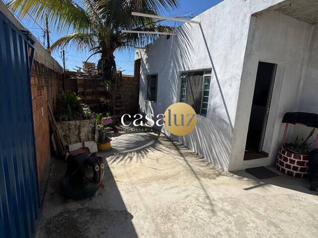Casa para Venda em Sarzedo - 2