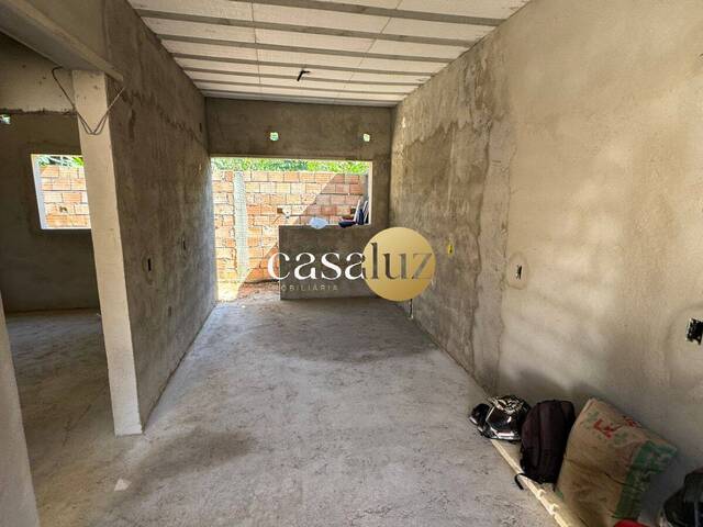 Casa para Venda em Sarzedo - 2