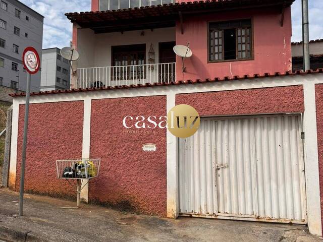 Casa para Venda em Belo Horizonte - 2
