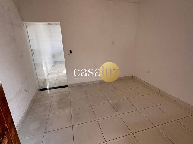Casa para Venda em Sarzedo - 3