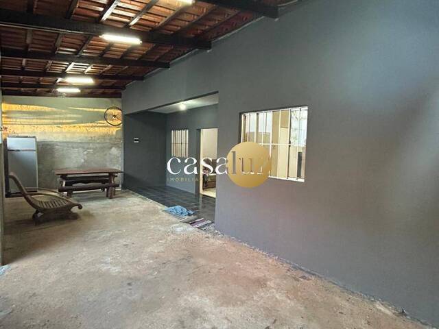 Casa para Venda em Sarzedo - 2