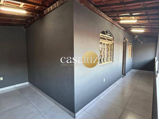 Casa para Venda em Sarzedo - 3
