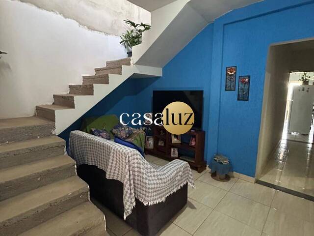 Casa para Venda em Sarzedo - 2
