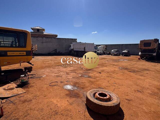 Galpão para Venda em Sarzedo - 2