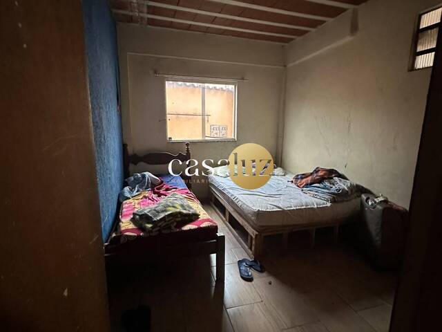 Casa para Venda em Contagem - 2