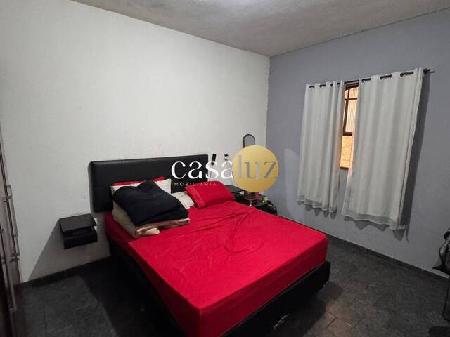 Casa para Venda em Sarzedo - 3