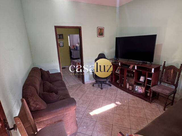 Casa para Venda em Sarzedo - 3