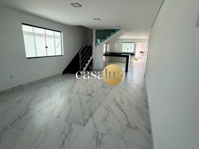 #CA0550 - Casa para Venda em Sarzedo - MG