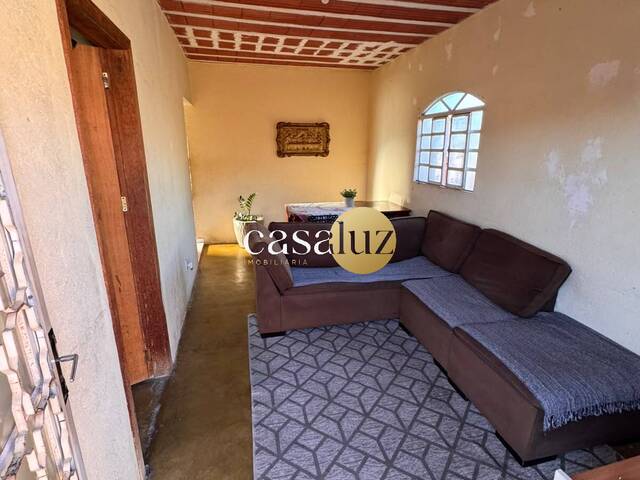 #CA0552 - Casa para Venda em Sarzedo - MG