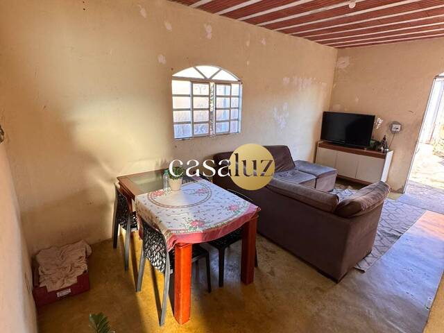 #CA0552 - Casa para Venda em Sarzedo - MG