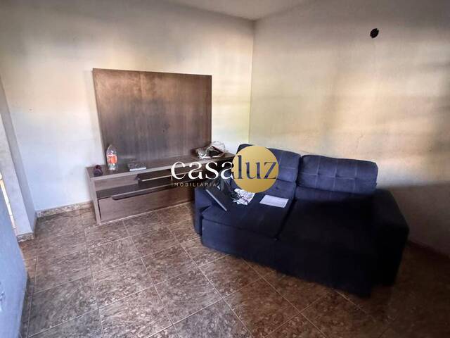 Casa para Venda em Sarzedo - 2