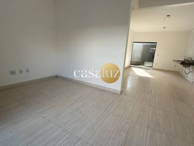 Casa para Venda em Sarzedo - 3